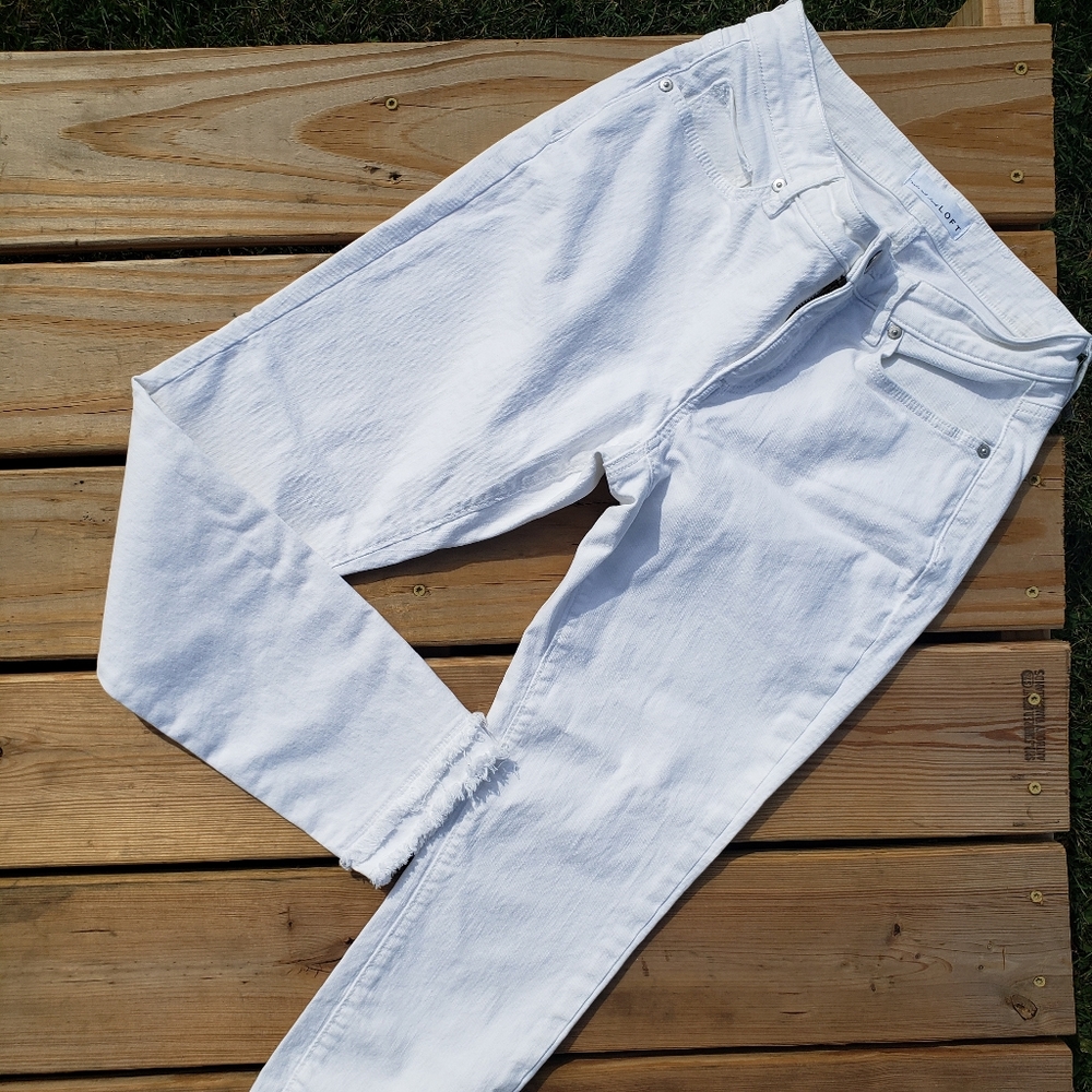 White raw hem loft jeans